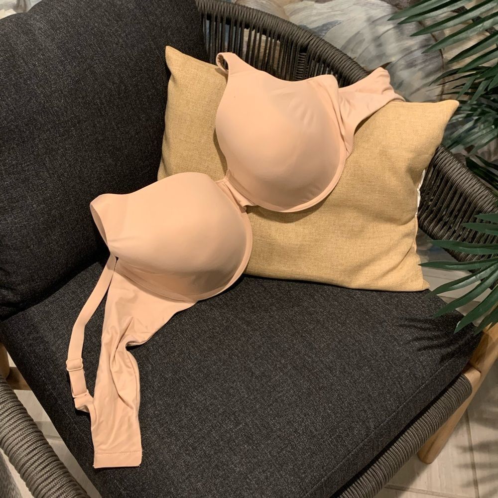 Skims 42D Fits Everybody T-Shirt Bra